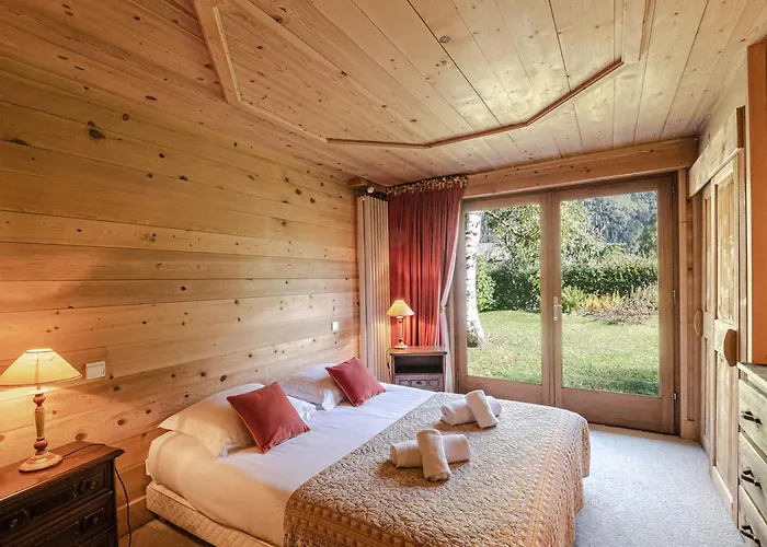 Chalet Authentique Près De Avec Jardin Et Parking - Fr-1-343-182 *