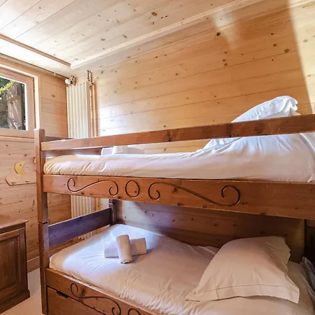 Σαλέ Typique A Avec Parking Et Wifi, Proche Centre Et Pistes - Fr-1-343-182 *