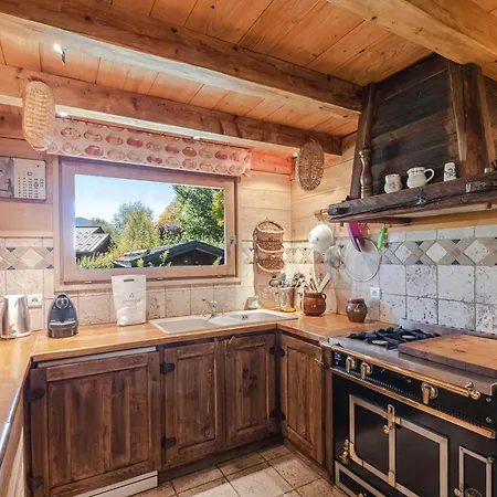 Σαλέ Typique A Avec Parking Et Wifi, Proche Centre Et Pistes - Fr-1-343-182 *