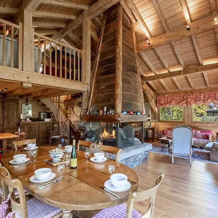 Chalet Authentique Près De Avec Jardin Et Parking - Fr-1-343-182